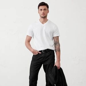 Brand New - Banana Republic Mens Luxe Touch V-Neck T-Shirt Large Tall - White